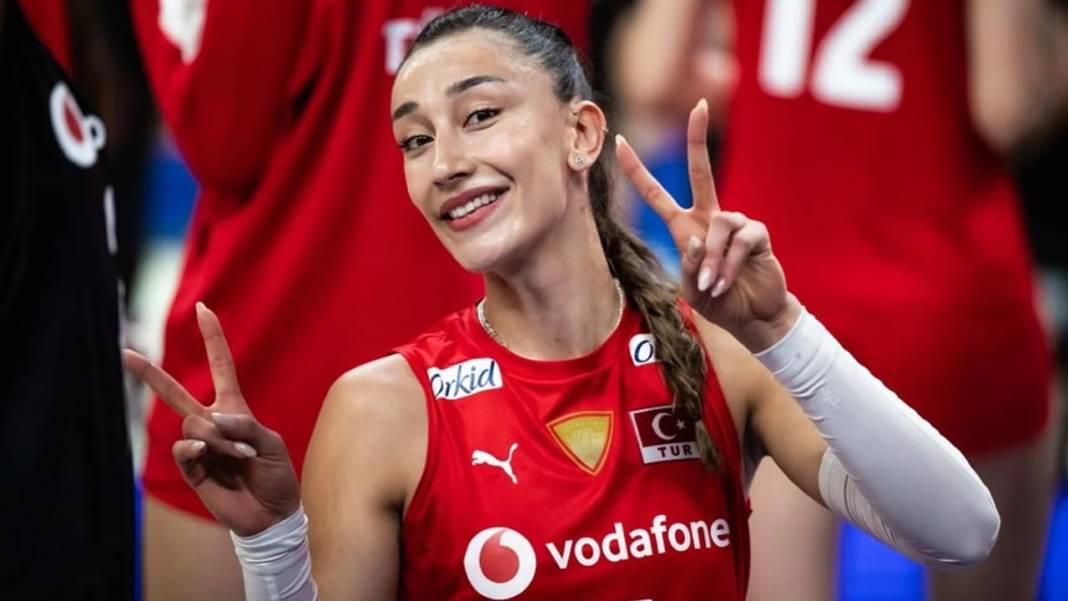 Hande Baladın'dan kötü haber geldi 1